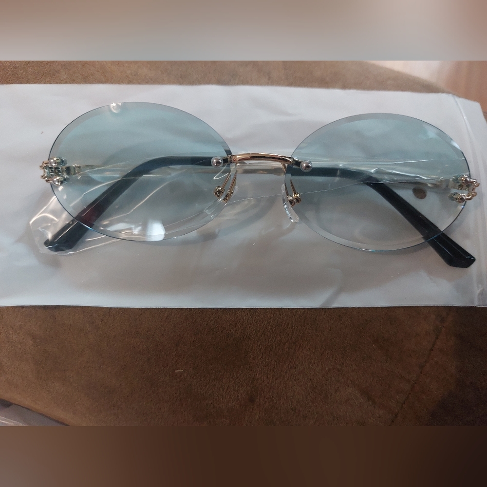 Unique sunglasses